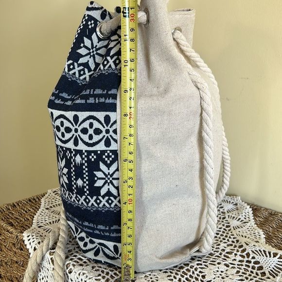 Canvas snowflake print drawstring knapsack - Picture 8 of 9